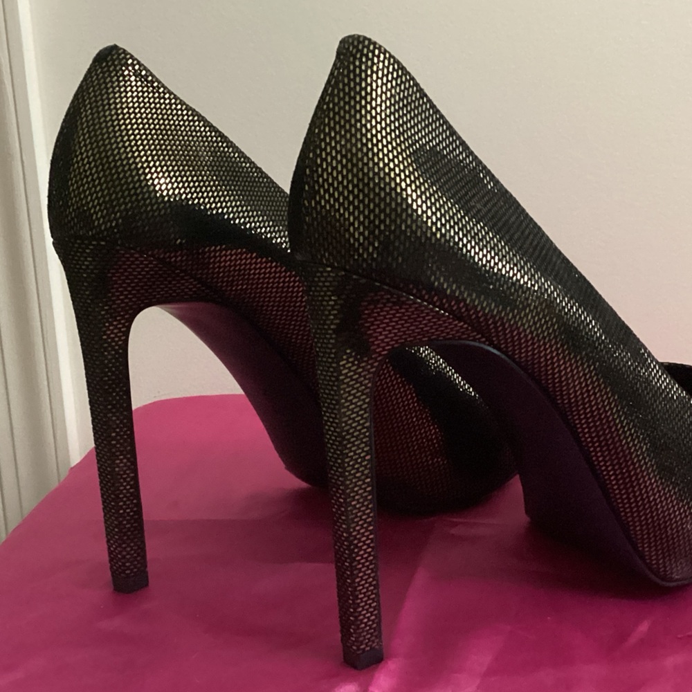 Nine West Shimmering Bronze 5” Heels - Picture 3 of 5